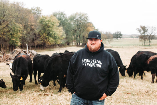 IT003 - Ind. Trad. Hoodie [stacked]